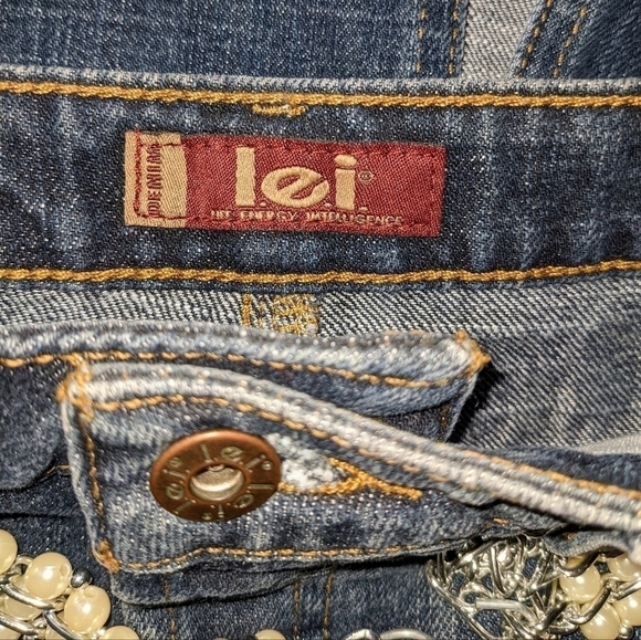 Denim Mini Skirt with Pearl Bead and Silver Belt - Picture 4 of 7